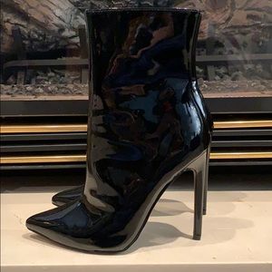 🔥 Steve Madden High Heel Booties🔥